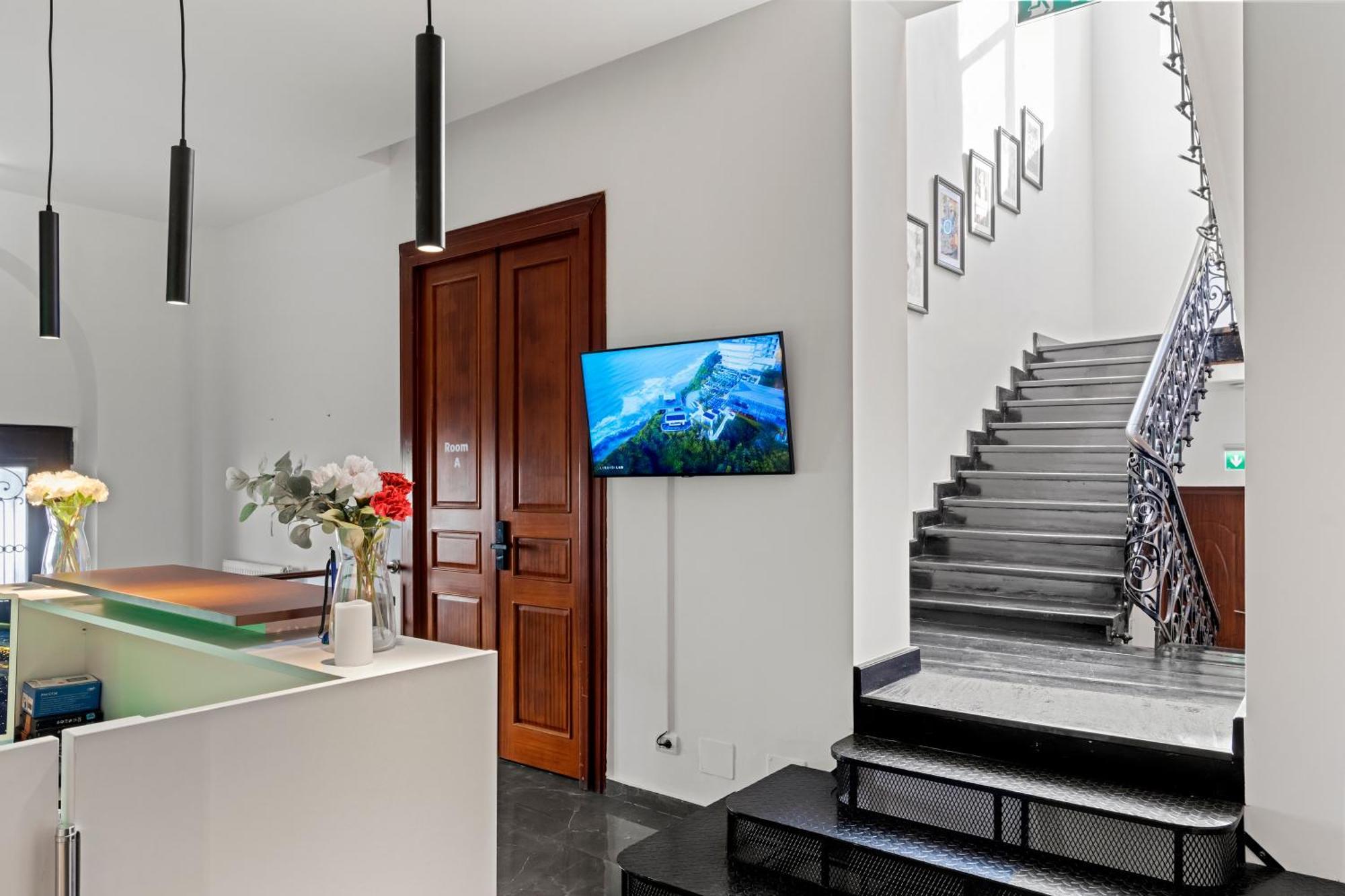 Nest Boutique Hostel 布加勒斯特 外观 照片