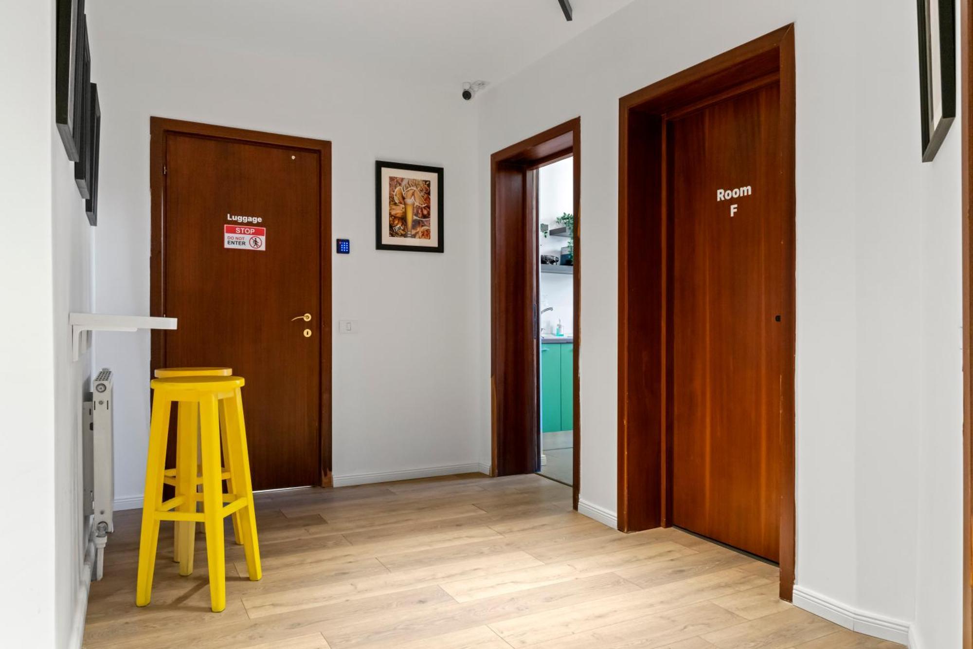 Nest Boutique Hostel 布加勒斯特 外观 照片