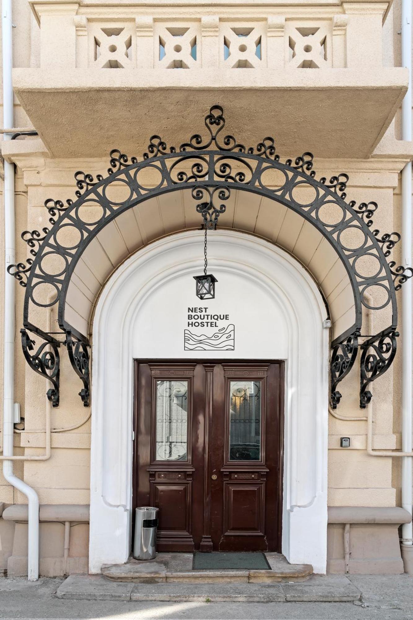 Nest Boutique Hostel 布加勒斯特 外观 照片